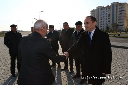 Yanvarın 22-də 120 saylı Cəbrayıl-Qubadlı seçki dairəsindən YAP-ın deputatlığa namizədi Ceyhun Məmmədov Sabunçu rayonu Kürdəxanı qəsəbəsində Cəbrayıldan olan məcburi köçkünlərin evində olub, həyətlərdə onlarla görüşüb