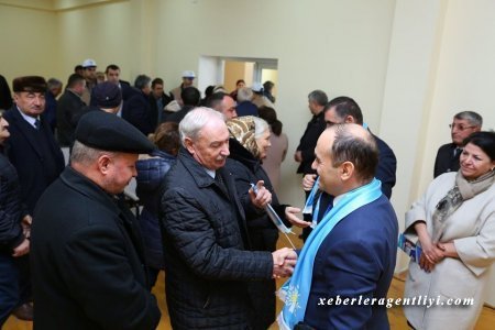 Yanvarın 22-də 120 saylı Cəbrayıl-Qubadlı seçki dairəsindən YAP-ın deputatlığa namizədi Ceyhun Məmmədov Sabunçu rayonu Kürdəxanı qəsəbəsində Cəbrayıldan olan məcburi köçkünlərin evində olub, həyətlərdə onlarla görüşüb