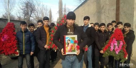 Meyiti yandırılan 10 yaşlı Nərmin dəfn edildi - YENİLƏNİB + FOTO
