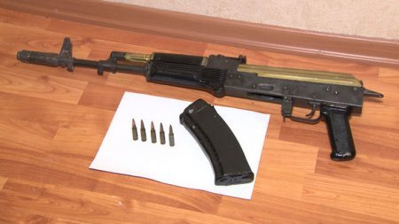 Bakıda “Topuş” və “Paşa” ələ keçdi: Saxta pul, silah, narkotik - FOTO 