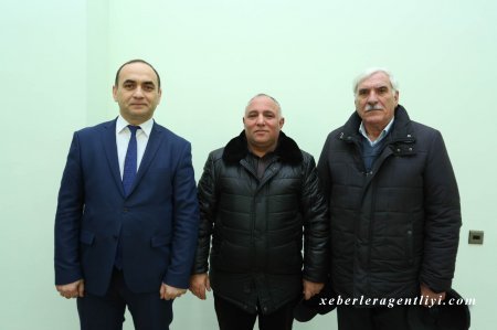 Yanvarın 21-də 120 saylı Cəbrayıl-Qubadlı seçki dairəsindən YAP-ın deputatlığa namizədi Ceyhun Məmmədov Qaradağ rayonu Qobu 1 və Qobu 2 yaşayış kompleksində Cəbrayıldan olan məcburi köçkünlərin evində olub, həyətlərdə onlarla görüşüb