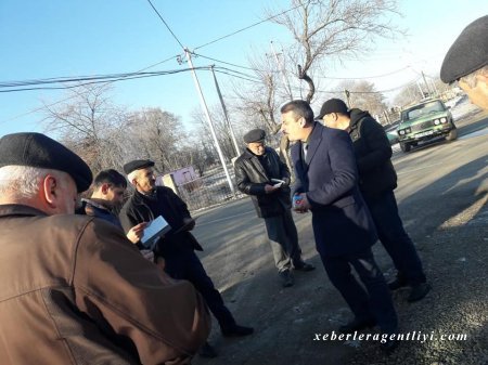 Yusif Osmanlı kəndləri gəzir.