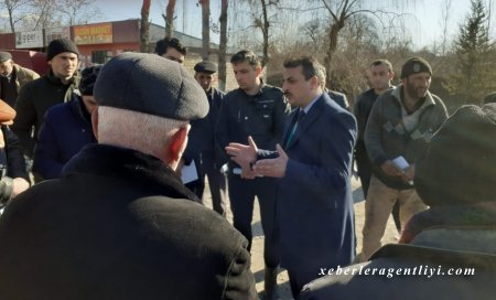 Yusif Osmanlı Qalınçaq kəndində süçicilərlə görüşüb.