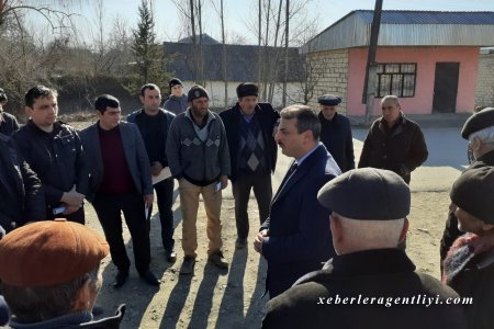 Yusif Osmanlı Qalınçaq kəndində süçicilərlə görüşüb.