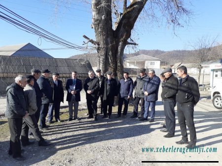 Yusif Osmanlı Aşağı Cülyan, Mücəftəran və Qalıncaq kəndlərində seçicilərlə görüşüb.