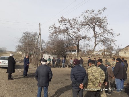 Yusif Osmanlı 70 kənddə görüş keçirib.