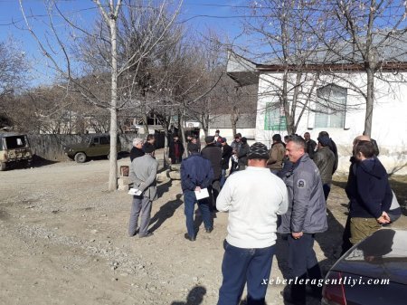 Yusif Osmanlı 70 kənddə görüş keçirib.