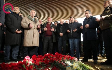 İsgəndər Həmidov dəfn edildi - Fotolar