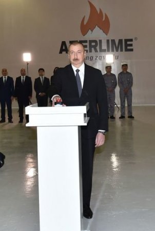 Prezident Qazaxda əhəng zavodunun açılışında iştirak edib - YENİLƏNİB+FOTO