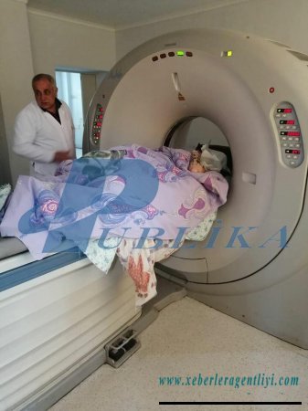 Bakıda özünü binadan atan qızın görüntüləri - FOTOLAR