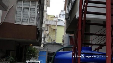 4 yaşlı uşaq 6 aylıq qardaşını eyvandan atdı