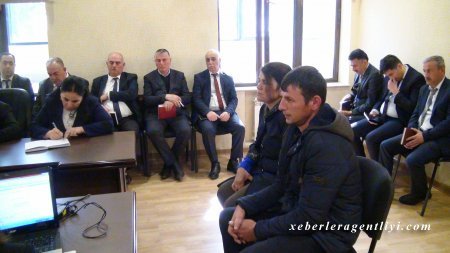 İsmayıllı Rayon İcra Hakimiyyətinin başçısı Nahid Bağırov İcra Hakimiyyətində vətəndaşları qəbul edib.