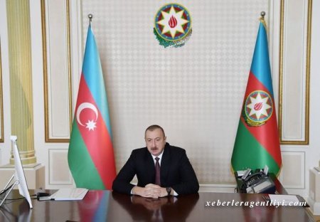 İlham Əliyev videokonfrans şəklində müşavirə keçirib - FOTO
