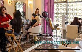 Bərbər və gözəllik salonları belə işləyəcək - YENİ QAYDALAR Bərbər və gözəllik salonları belə işləyəcək - YENİ QAYDALAR
