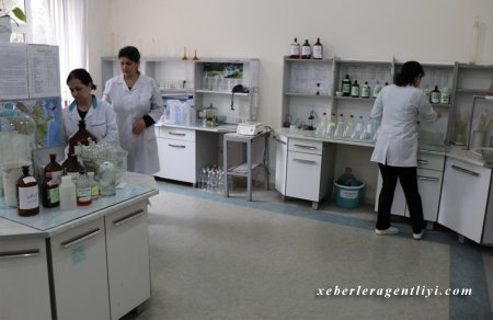Gigiyena və Epidemiologiya Mərkəzinin Kommunal Gigiyena bölməsinə rəhbərlik edən Eldar Abdullayev içməli su təchizatında sanitariya-epidemioloji nəzarət haqqında danışdı