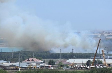 Ceyranbatan su anbarı yaxınlığında yanğının söndürülməsinə 2 helikopter cəlb edilib