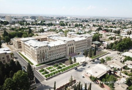 İlham Əliyev və Mehriban Əliyeva Gəncədə universitetin yeni tədris mərkəzinin açılışında - YENİLƏNİB+FOTO