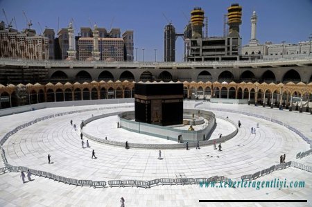 Kəbəyə toxunmaq və öpmək qadağan edildi