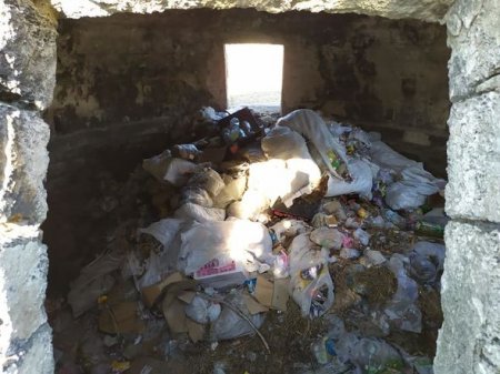 Bakıda yüz illər öncə tikilmiş hamam zibilliyə çevrilib - FOTO