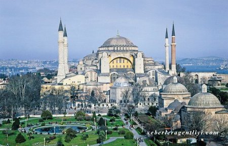 Aya Sofyaya imam və müəzzin təyinatı olub