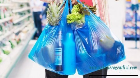 Daha bir ölkə birdəfəlik plastik torbalardan imtina etdi