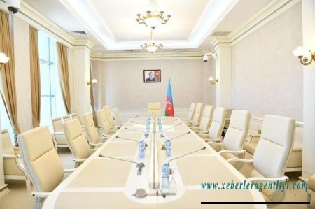 Spikerdən sərəncam: Görüş və iclas salonlarına adlar verildi - FOTO