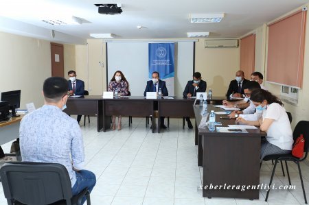 Aİİ-də İslamşünaslıq ixtisasına qəbul olunmaq istəyən abituriyentlər üçün müsahibə mərhələsi başlayıb