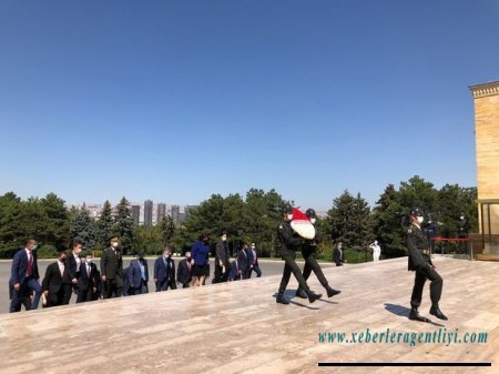 Sahibə Qafarova Atatürkün məzarını ziyarət etdi - FOTO