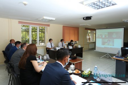 Aİİ-də İslamşünaslıq ixtisasına qəbul olunmaq istəyən abituriyentlər üçün müsahibə mərhələsi başa çatıb