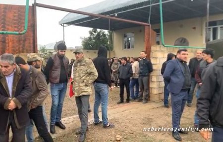 Tovuz şəhidi ilə vidalaşır - FOTO/VİDEO