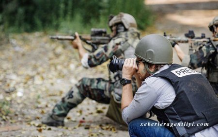 Ermənilər fransız jurnalistləri koronavirusu yaymaqda ittiham edirlər - FOTO