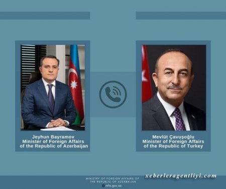Ceyhun Bayramov Mevlüt Çavuşoğlu ilə telefonla danışıb