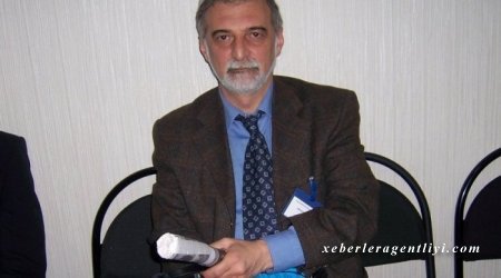 Hikmət Hacızadə vəfat edib