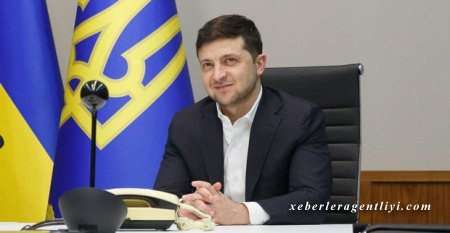 İkinci müddətə namizədliklə bağlı Zelenskinin planları açıqlanıb