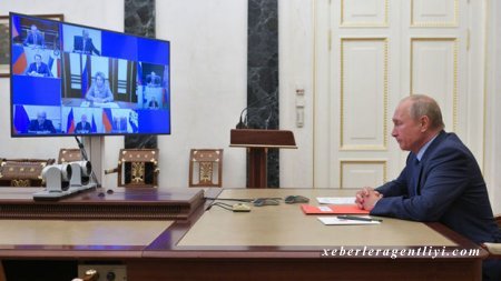 Putin Təhlükəsizlik Şurasının üzvləri ilə sülhməramlıların fəaliyyətini müzakirə etdi