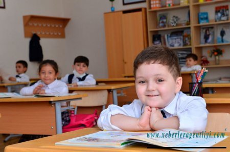 Təhsil Nazirliyi şagirdlərin yerdəyişməsini müvəqqəti dayandırır