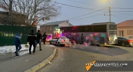 Paşinyanın yolunu bağladılar, aeroporta çətinliklə getdi - Fotolar