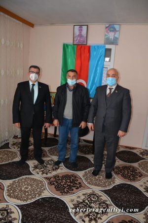 Deputat şəhid ailələrini ziyarət etdi-Fotolar