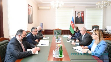 Məcburi köçkünlərin qayıdışı ilə bağlı məsələlər müzakirə edilib