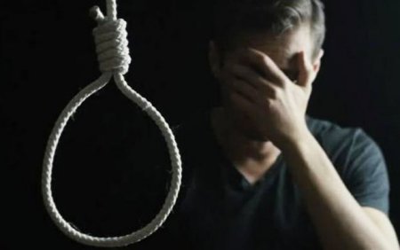 Azərbaycanda qazi özünü evində asdı