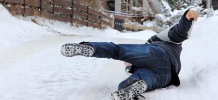 Qarlı hava şəraiti ilə əlaqədar  ümumilikdə 64 nəfər müxtəlif dərəcəli bədən xəsarətləri alıb