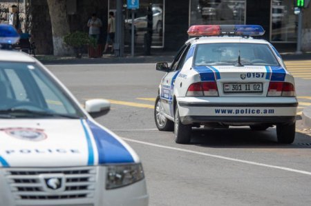İrəvanda hindistanlı tələbə lomla öldürülüb