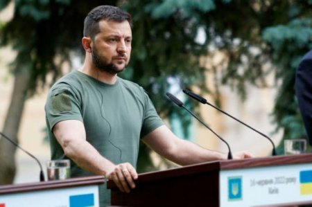 Zelenski: “Minsk razılaşması boş kağız parçasıdır”