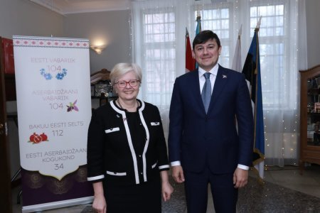 Komitə sədri Estoniya rəsmiləri ilə görüşüb