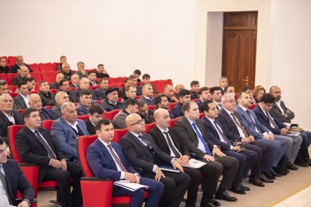 Göyçayda “Narçılıqla bağlı həyata keçirilən işlər və qarşıda duran vəzifələr” mövzusunda müşavirə keçirilib