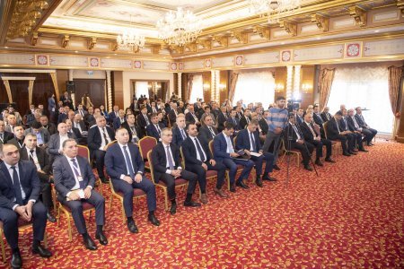 Şamaxıda toxumçuluğun inkişafına dair beynəlxalq konfrans keçiilib