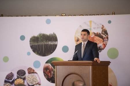 Şamaxıda toxumçuluğun inkişafına dair beynəlxalq konfrans keçiilib