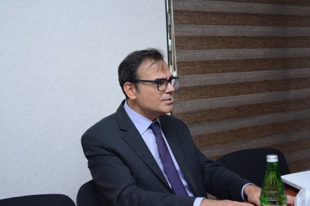 Cenevrə Mənəvi Xidmət Dərnəyinin vitse-prezidenti İlahiyyat İnstitutunda olub