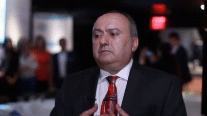 ABŞ-da yaşayan rəssam soydaşımız mina probleminin həllinə dəstək üçün əsərlərini satışa çıxarıb ABŞ-da yaşayan rəssam soydaşımız mina probleminin həllinə dəstək üçün əsərlərini satışa çıxarıb