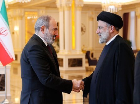 Terrorçudan terrorçuya "hədiyyə" - Molla rejimi Ermənistanı ona görə silahlandırır ki...